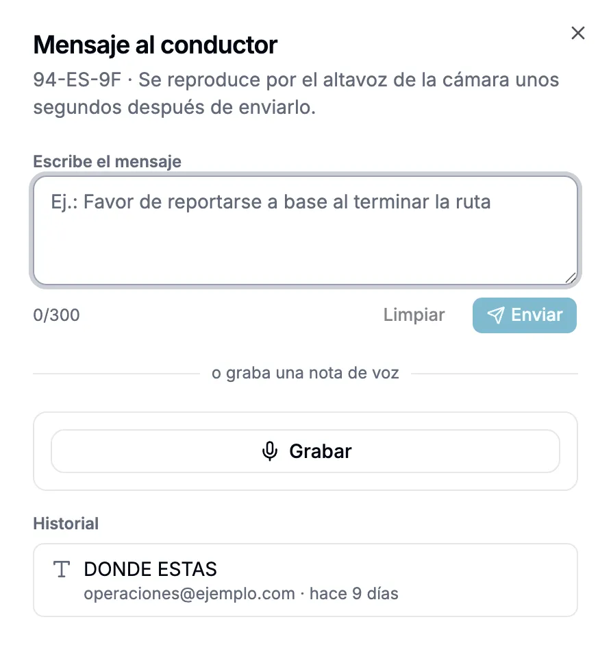 Diálogo Mensaje al conductor con campo de texto, botón para grabar nota de voz e historial de mensajes de la unidad