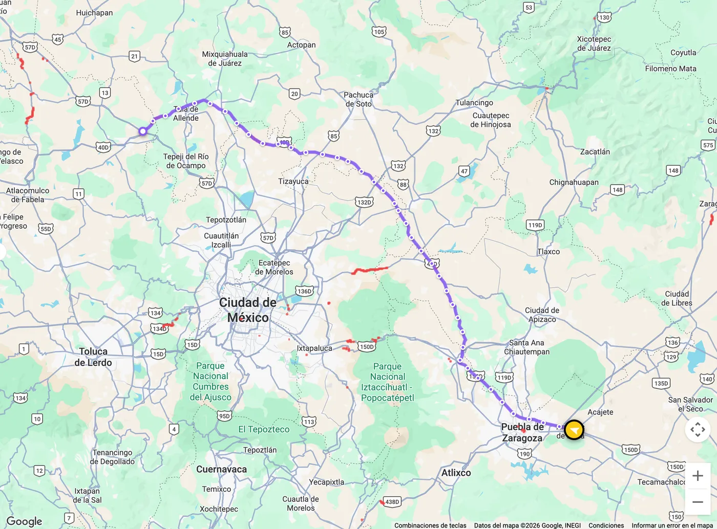 Mapa de GPS UNO en modo claro con el trayecto de Tula a Puebla y varios tramos de carretera marcados en rojo como zonas sin señal